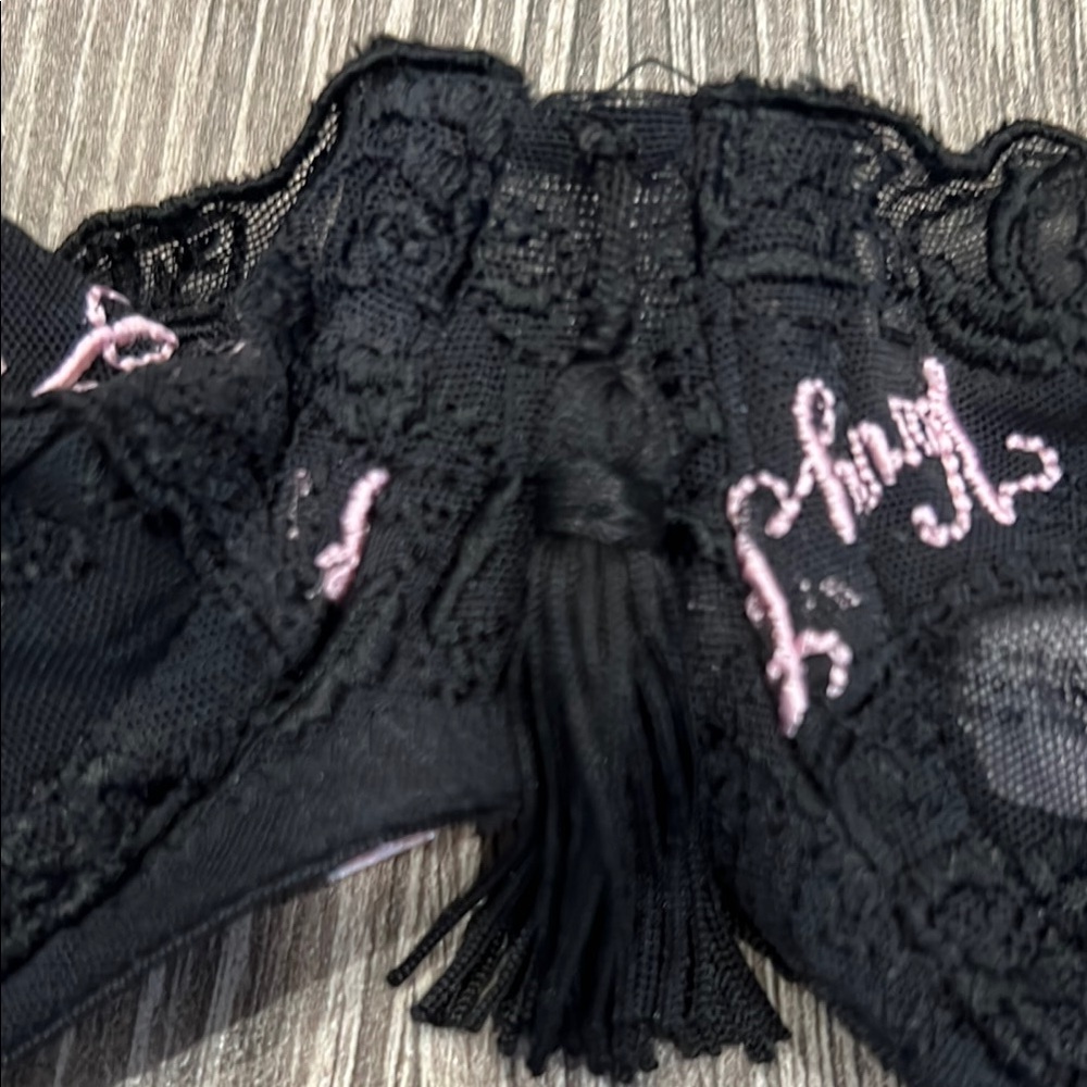 NWT Victoria’s Secret Pink and Black Embroidered Underwire Bra - Picture 7 of 8